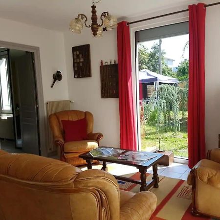 Maison Centre-Ville Calme Avec Jardin Lons-le-Saunier Eksteriør billede